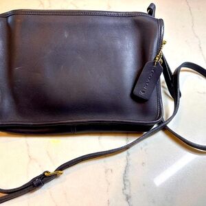 Vintage Coach Zippered Clutch Crossbody Bag New York City 9455 Black